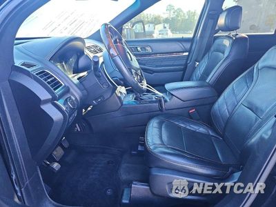 Zdjęcie 7 z 13 samochodu: 2016 FORD EXPLORER PLATINUM VIN:1FM5K8HT9GGC64523 - miniatura