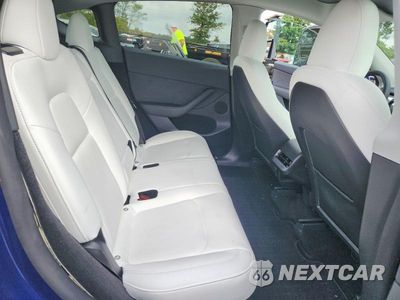 Zdjęcie 10 z 12 samochodu: 2024 TESLA MODEL Y VIN:7SAYGDEF6RF023660 - miniatura