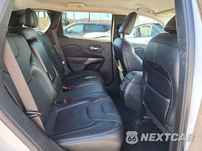 Zdjęcie 10 z 13 samochodu: 2019 JEEP CHEROKEE LIMITED VIN:1C4PJMDX2KD488888 - miniatura
