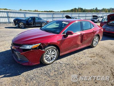 2018 TOYOTA CAMRY XLE 4T1B21HK6JU503150 - główne zdjęcie licytacji z USA - miniatura