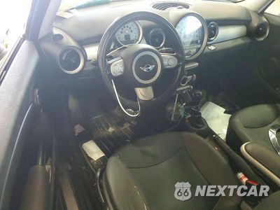 Zdjęcie 8 z 12 samochodu: 2010 MINI COOPER VIN:WMWMF3C51ATZ23416 - miniatura