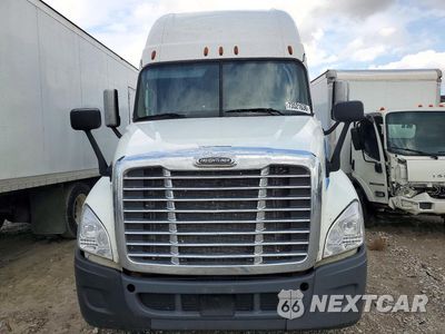 Piąte zdjęcie samochodu w środku: 2017 FREIGHTLINER CASCADIA 125 SEMI TRUCK VIN:3AKJGLDR7HSGY9359 - miniatura