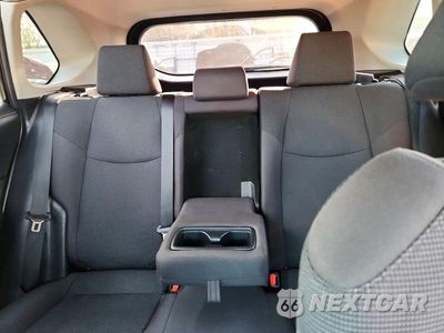 Zdjęcie 10 z 13 samochodu: 2019 TOYOTA RAV4 LE VIN:2T3F1RFV2KW083069 - miniatura