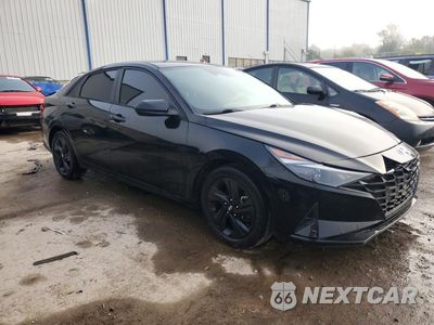 Czwarte zdjęcie samochodu z boku: 2021 HYUNDAI ELANTRA SEL VIN:5NPLM4AG0MH018902 - miniatura