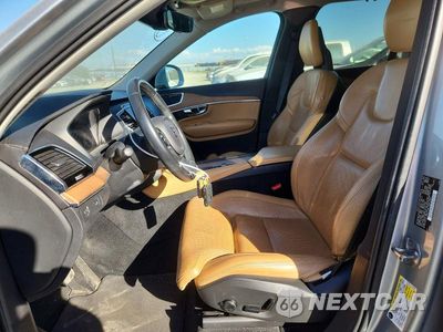 Zdjęcie 7 z 13 samochodu: 2016 VOLVO XC90 T6 VIN:YV4A22PL2G1039622 - miniatura