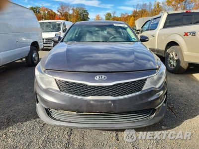 Piąte zdjęcie samochodu w środku: 2018 KIA OPTIMA LX VIN:KNAGT4L39J5233248 - miniatura