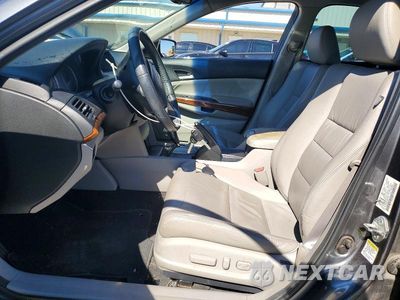 Zdjęcie 7 z 12 samochodu: 2012 HONDA ACCORD VIN:1HGCP2F82CA071394 - miniatura