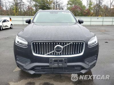 Piąte zdjęcie samochodu w środku: 2022 VOLVO XC90 T5 MOMENTUM VIN:YV4102PK3N1837816 - miniatura
