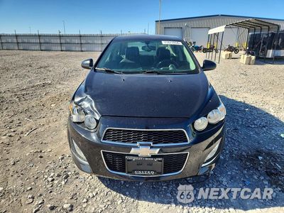 Piąte zdjęcie samochodu w środku: 2015 CHEVROLET SONIC RS VIN:1G1JG5SB2F4171385 - miniatura