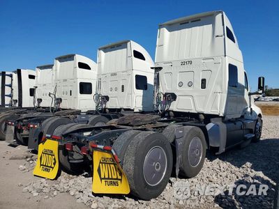 Trzecie zdjęcie samochodu z tyłu: 2022 INTERNATIONAL LT625 SEMI TRUCK VIN:3HSDZAPR0NN551424 - miniatura