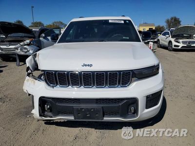 Piąte zdjęcie samochodu w środku: 2023 JEEP GRAND CHEROKEE OVERLAND VIN:1C4RJHDG9PC559999 - miniatura
