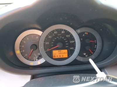 Zdjęcie 9 z 12 samochodu: 2010 TOYOTA RAV4 LIMITED VIN:JTMYF4DV2AD016595 - miniatura