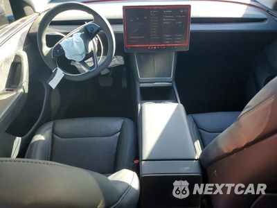 Zdjęcie 8 z 13 samochodu: 2026 TESLA MODEL Y VIN:7SAYGDED2TF378203 - miniatura