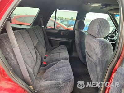 Zdjęcie 10 z 13 samochodu: 2000 GMC JIMMY / ENVOY VIN:1GKDT13W9Y2159389 - miniatura