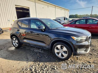 Czwarte zdjęcie samochodu z boku: 2019 VOLVO XC40 T5 MOMENTUM VIN:YV4162UK2K2127296 - miniatura