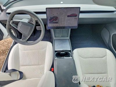 Zdjęcie 8 z 12 samochodu: 2025 TESLA MODEL 3 VIN:5YJ3E1EA8SF060036 - miniatura