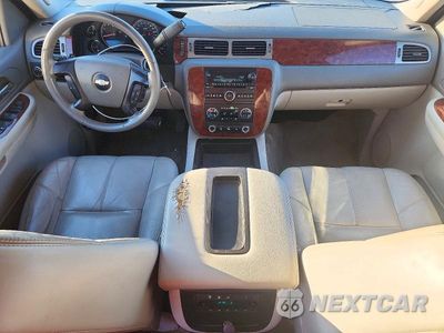 Zdjęcie 8 z 13 samochodu: 2009 CHEVROLET TAHOE C1500 LT VIN:1GNEC23319R228619 - miniatura