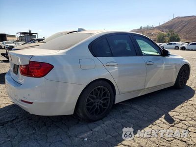 Trzecie zdjęcie samochodu z tyłu: 2014 BMW 328 I VIN:WBA3A5C56EP601438 - miniatura
