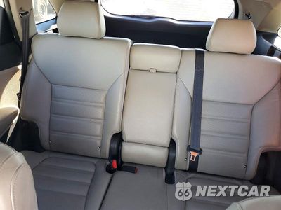 Zdjęcie 10 z 13 samochodu: 2018 KIA SORENTO EX VIN:5XYPHDA57JG417331 - miniatura