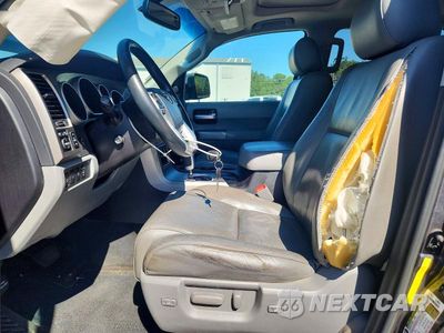 Zdjęcie 7 z 13 samochodu: 2016 TOYOTA SEQUOIA LIMITED VIN:5TDKY5G12GS065369 - miniatura