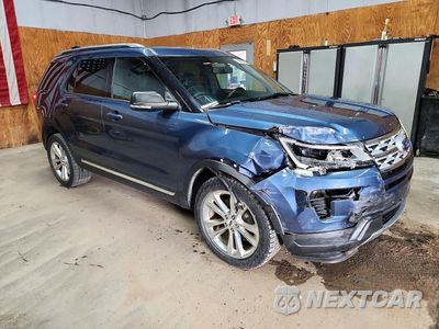 Czwarte zdjęcie samochodu z boku: 2019 FORD EXPLORER XLT VIN:1FM5K8D86KGA39406 - miniatura