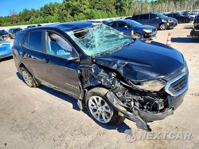 Czwarte zdjęcie samochodu z boku: 2020 CHEVROLET EQUINOX LS VIN:2GNAXHEV4L6249598 - miniatura