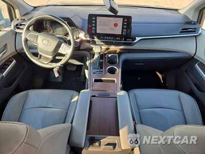 Zdjęcie 8 z 13 samochodu: 2022 TOYOTA SIENNA XLE VIN:5TDYRKEC5NS103393 - miniatura