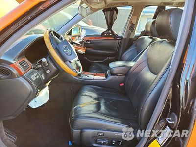 Zdjęcie 7 z 13 samochodu: 2004 LEXUS LS 430 VIN:JTHBN36F140162196 - miniatura