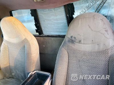 Zdjęcie 10 z 13 samochodu: 1998 FORD RANGER VIN:1FTYR10C0WUA96173 - miniatura