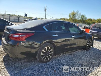 Trzecie zdjęcie samochodu z tyłu: 2018 NISSAN ALTIMA 2.5 SL VIN:1N4AL3AP4JC249464 - miniatura