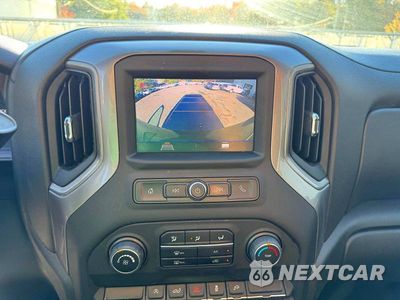 Zdjęcie 7 z 12 samochodu: 2021 CHEVROLET SILVERADO K1500 CUSTOM VIN:1GCPYBEK5MZ415653 - miniatura