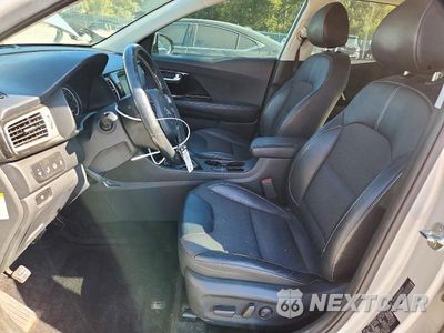 Zdjęcie 7 z 14 samochodu: 2019 KIA NIRO S TOURING VIN:KNDCC3LC6K5297017 - miniatura
