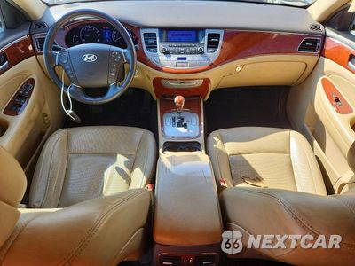 Zdjęcie 8 z 12 samochodu: 2013 HYUNDAI GENESIS 3.8L VIN:KMHGC4DD7DU212723 - miniatura