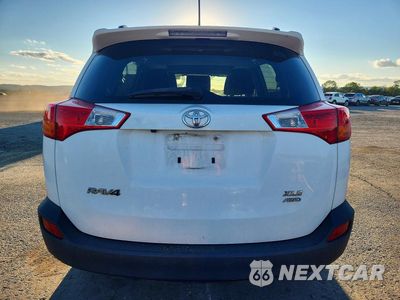 Zdjęcie 6 z 13 samochodu: 2015 TOYOTA RAV4 XLE VIN:JTMRFREVXFD098440 - miniatura