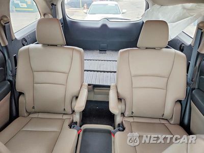 Zdjęcie 10 z 13 samochodu: 2019 HONDA PILOT TOURING VIN:5FNYF5H62KB001839 - miniatura
