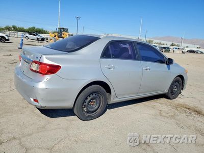 Trzecie zdjęcie samochodu z tyłu: 2013 TOYOTA COROLLA LE VIN:5YFBU4EE0DP176275 - miniatura