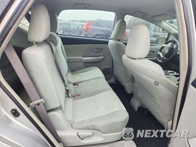 Zdjęcie 10 z 12 samochodu: 2012 TOYOTA PRIUS V THREE VIN:JTDZN3EU0C3145418 - miniatura