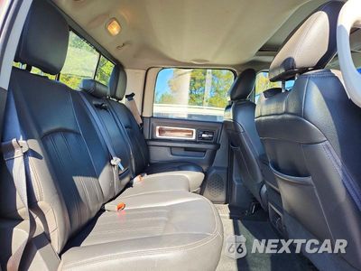 Zdjęcie 10 z 12 samochodu: 2012 DODGE RAM 2500 LARAMIE VIN:3C6TD5KT0CG266325 - miniatura
