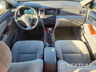 Zdjęcie 8 z 12 samochodu: 2004 TOYOTA COROLLA LE VIN:1NXBR32E04Z341160 - miniatura