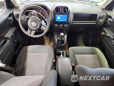 Zdjęcie 8 z 13 samochodu: 2016 JEEP PATRIOT SPORT VIN:1C4NJPBA0GD678350 - miniatura