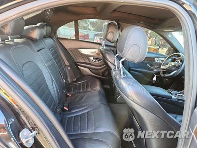 Zdjęcie 10 z 12 samochodu: 2017 MERCEDES-BENZ C 43 4MATIC AMG VIN:55SWF6EB7HU205574 - miniatura