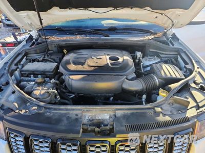 Zdjęcie 11 z 12 samochodu: 2018 JEEP GRAND CHEROKEE LAREDO VIN:1C4RJFAG4JC256807 - miniatura