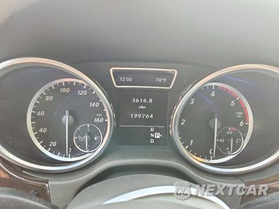 Zdjęcie 9 z 12 samochodu: 2012 MERCEDES-BENZ ML 350 BLUETEC VIN:4JGDA2EB6CA021918 - miniatura