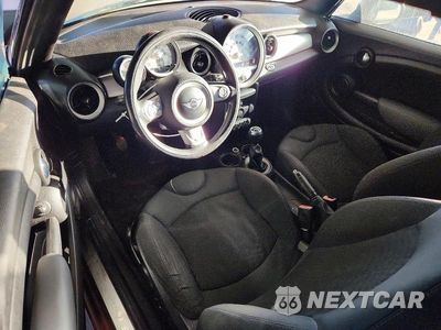 Zdjęcie 8 z 12 samochodu: 2010 MINI COOPER VIN:WMWMR3C52ATZ18782 - miniatura