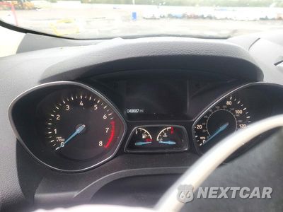 Zdjęcie 9 z 13 samochodu: 2019 FORD ESCAPE VIN:1FMCU9GD6KUA84802 - miniatura