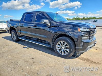 Czwarte zdjęcie samochodu z boku: 2021 CHEVROLET SILVERADO K1500 RST VIN:1GCUYEEL5MZ210539 - miniatura