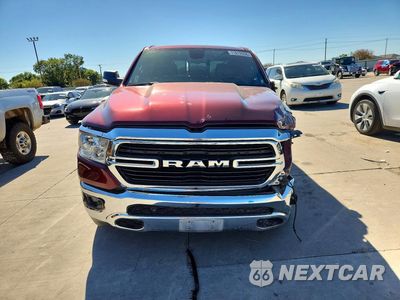 Piąte zdjęcie samochodu w środku: 2019 RAM 1500 BIG HORN/LONE STAR VIN:1C6RREFT5KN745688 - miniatura