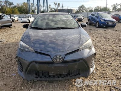 Piąte zdjęcie samochodu w środku: 2018 TOYOTA COROLLA SE VIN:2T1BURHE3JC018307 - miniatura
