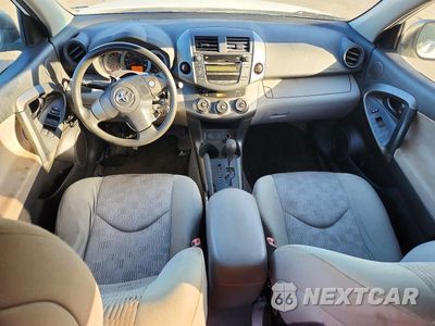 Zdjęcie 8 z 13 samochodu: 2011 TOYOTA RAV4 BASE VIN:2T3ZF4DV5BW098489 - miniatura