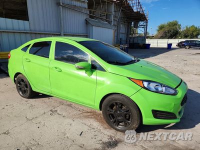 Czwarte zdjęcie samochodu z boku: 2014 FORD FIESTA SE VIN:3FADP4BJ9EM123154 - miniatura